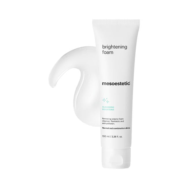 Textura suave y espumosa de Brightening Foam