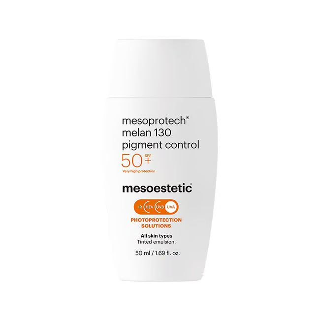 Fotoprotector facial antimanchas con color de Mesoestetic